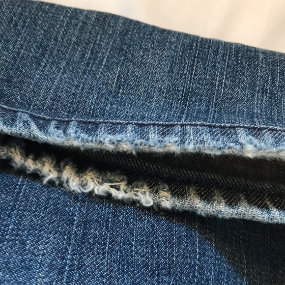 COPY - Hugo Boss waist 33 medium wash straight cut jeans w stretch EUC - Picture 8 of 10